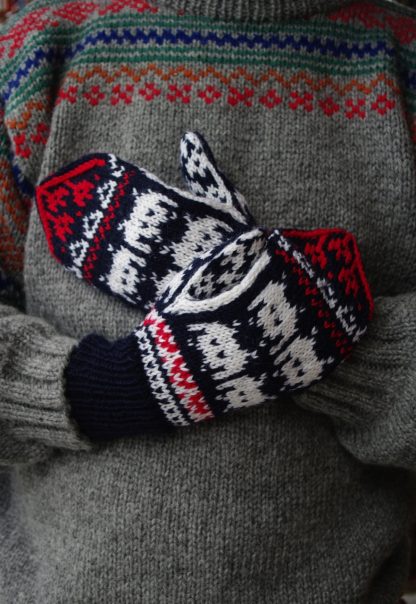 Space Invader Mittens