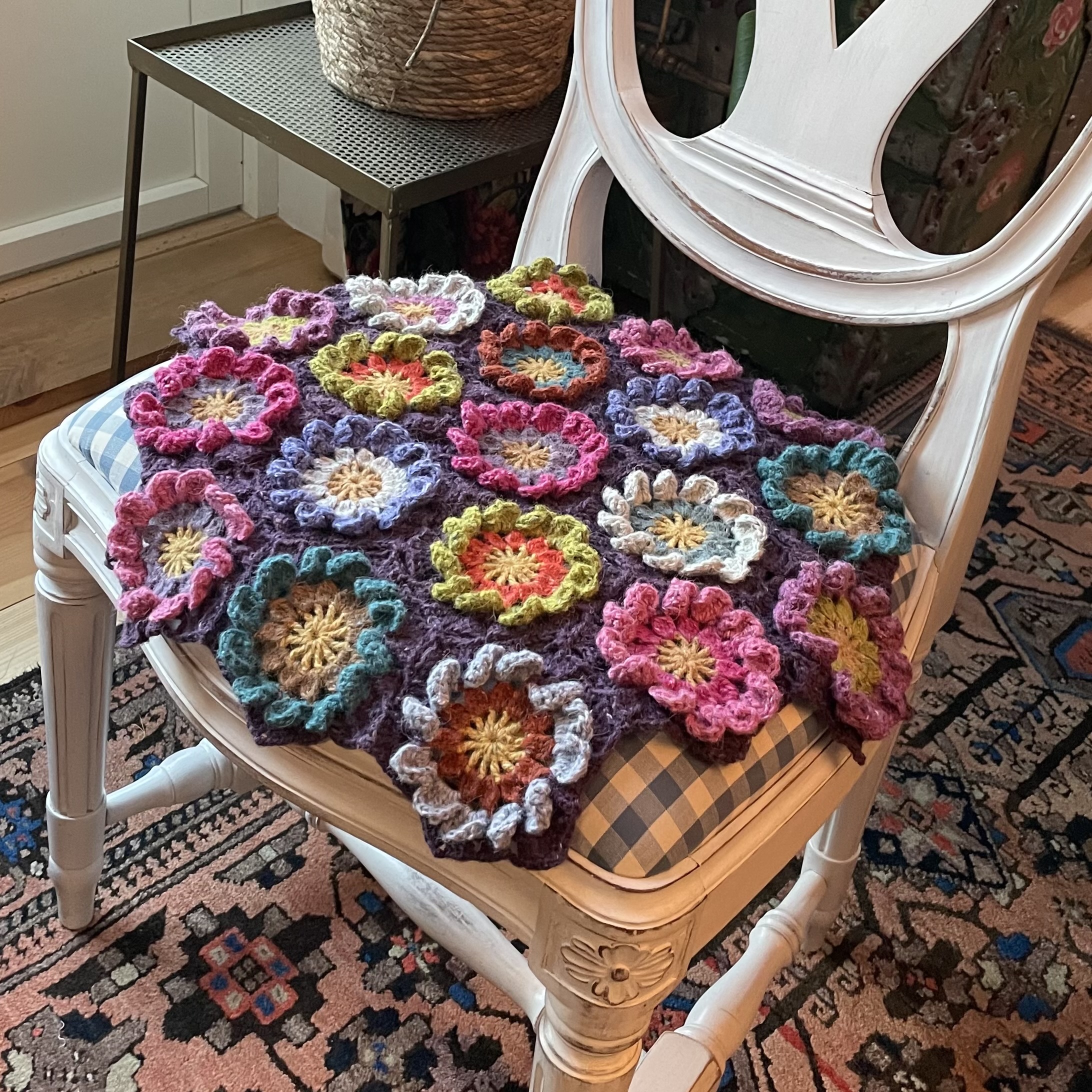 HILDE – Floral Crochet Throw or Seat Pad. Spring 2022 Crochet-Along. – Arne  & Carlos Shop