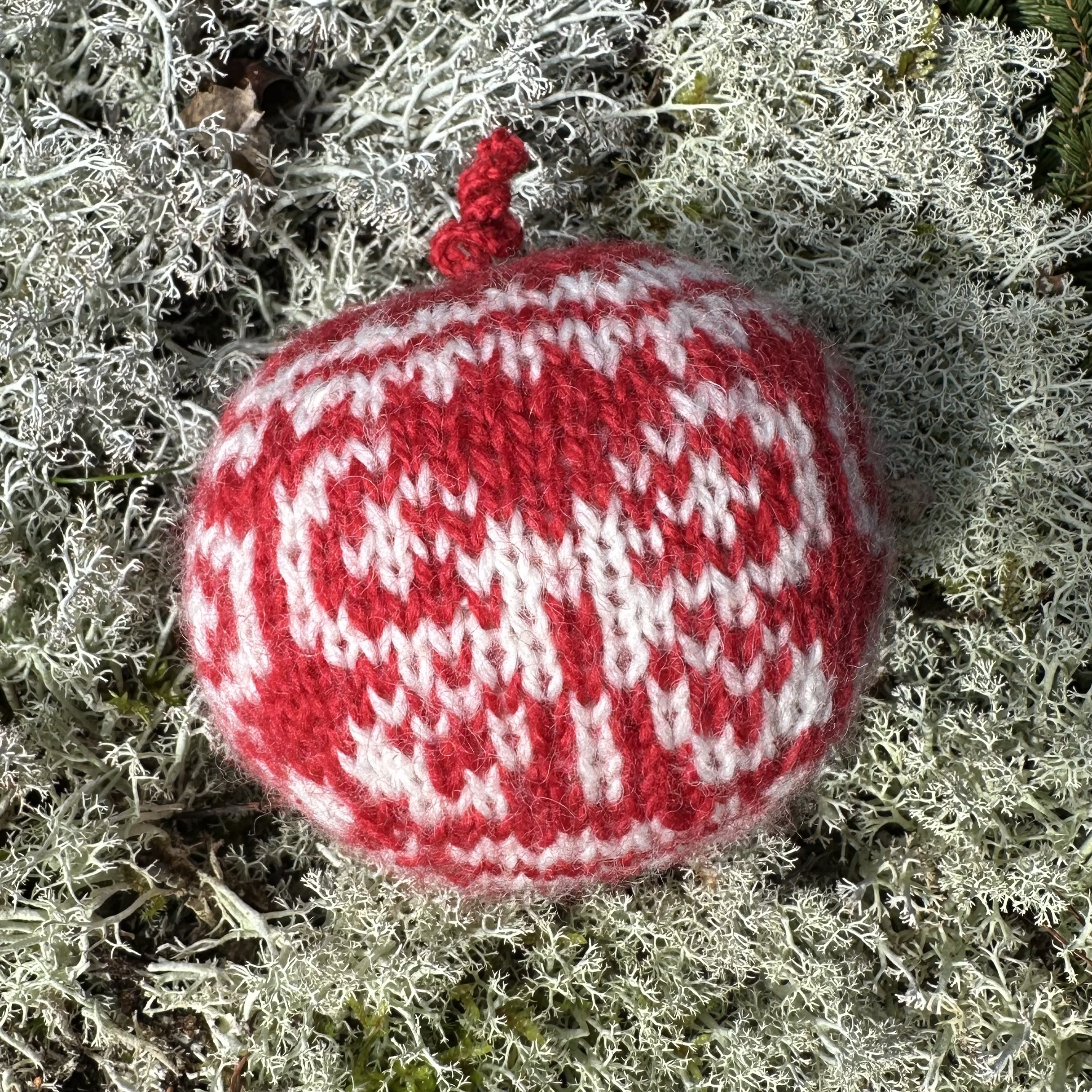 Twenty-four New Christmas Balls 2025 - Image 20